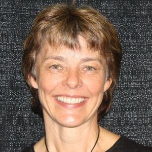 Meet your Posher, Cyndi